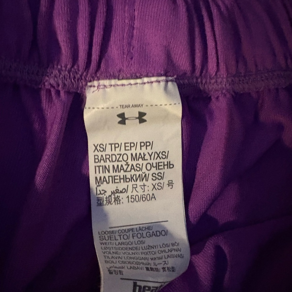 3 Pair Under Armour shorts - Picture 4 of 8